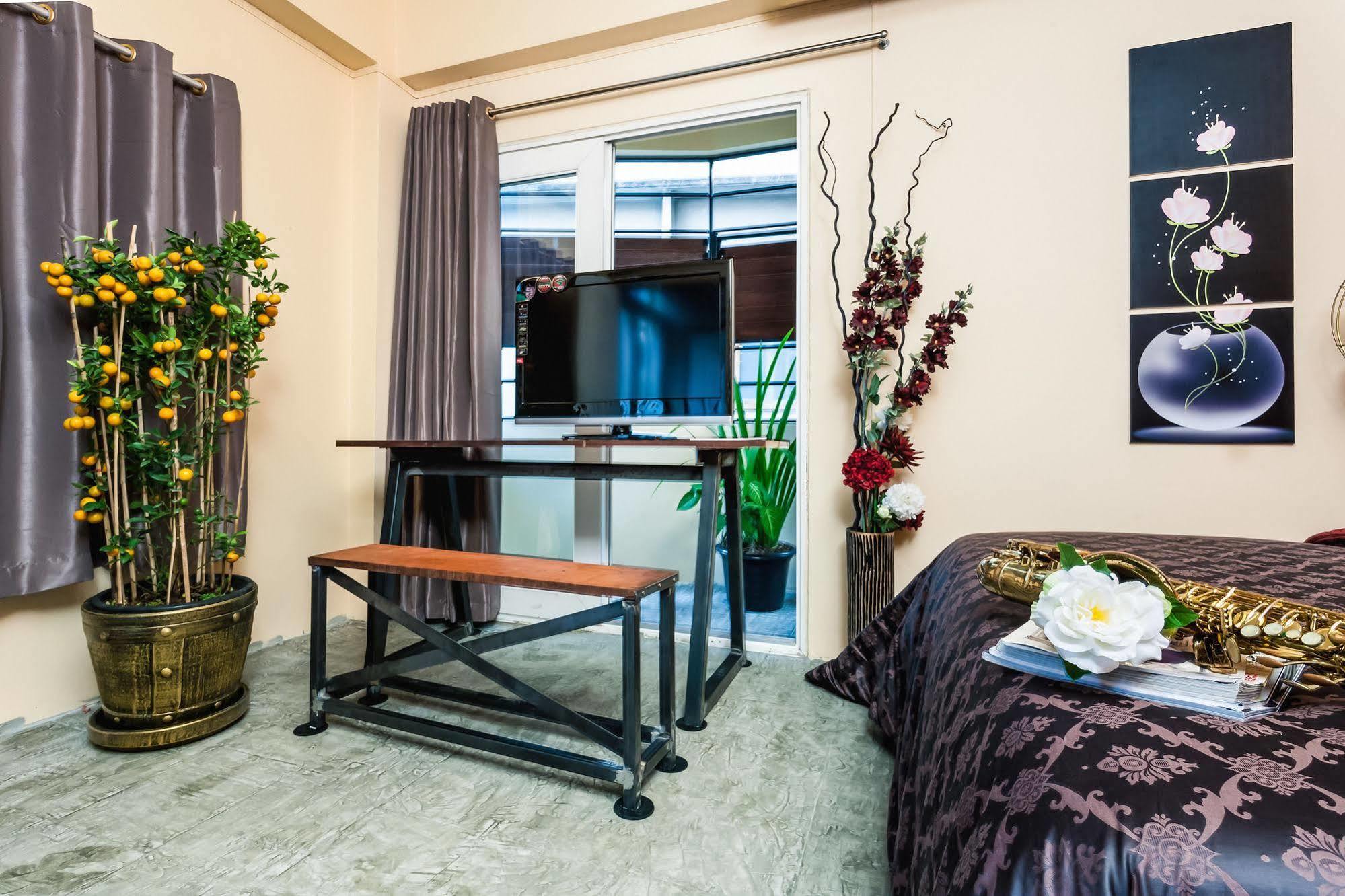 Sodsai Garden Aparthotel Банкок Екстериор снимка