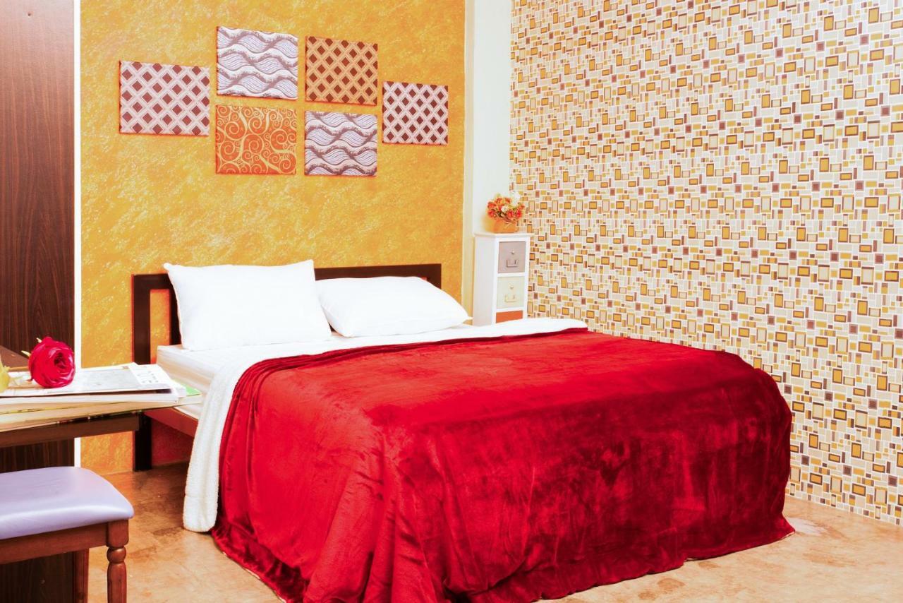 Sodsai Garden Aparthotel Банкок Екстериор снимка